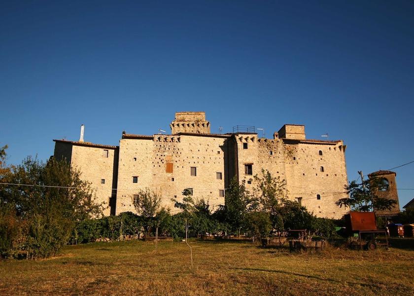 Umbria Gualdo Cattaneo Exterior Detail