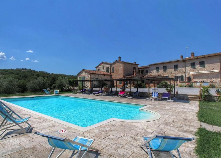 Tuscany Asciano Exterior Detail