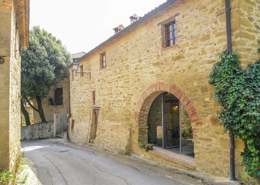 Umbria Monte Santa Maria Tiberina Exterior Detail