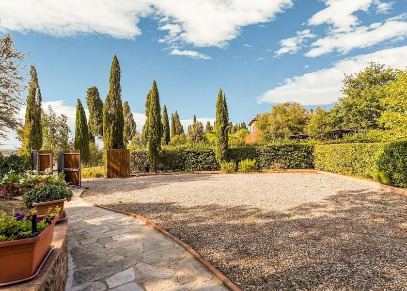 Tuscany Asciano Exterior Detail