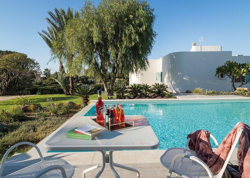 Sicily Paceco Exterior Detail