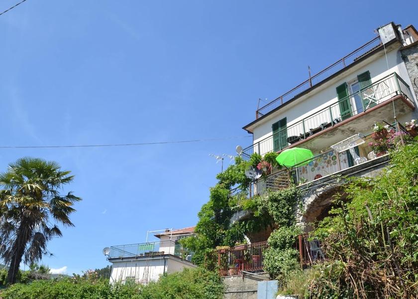 Liguria Sesta Godano Exterior Detail