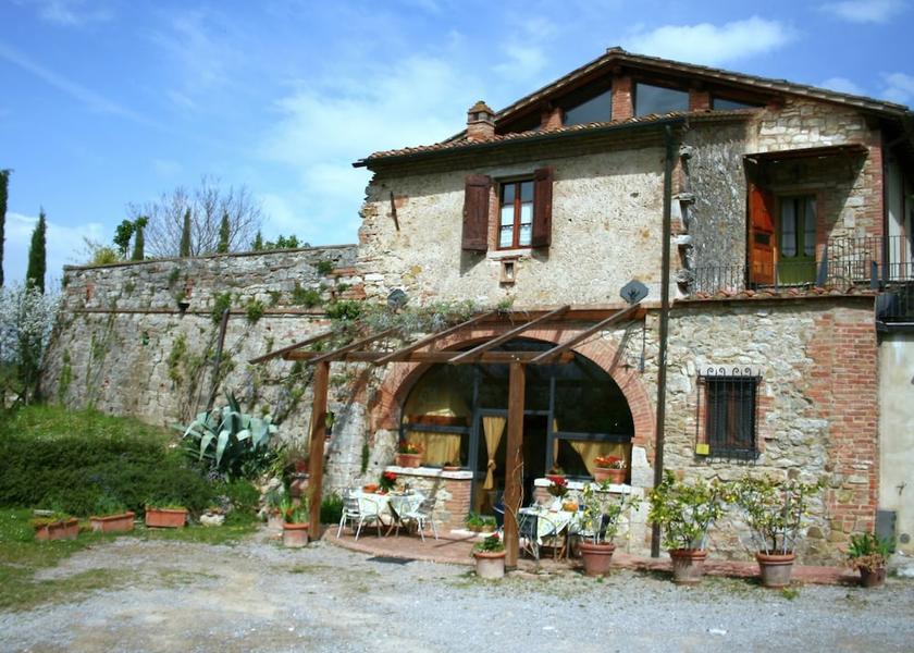 Tuscany Rapolano Terme Exterior Detail