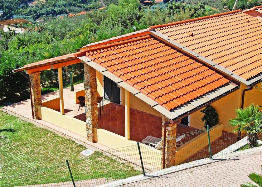 Liguria Tovo San Giacomo Exterior Detail