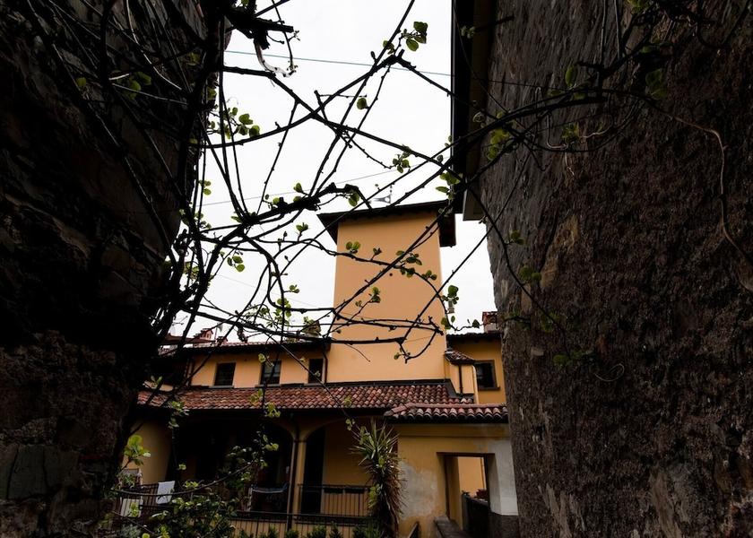 Lombardy Lovere Exterior Detail