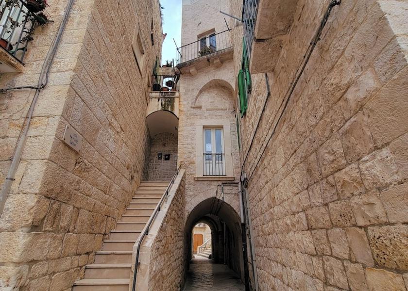 Puglia Giovinazzo Exterior Detail
