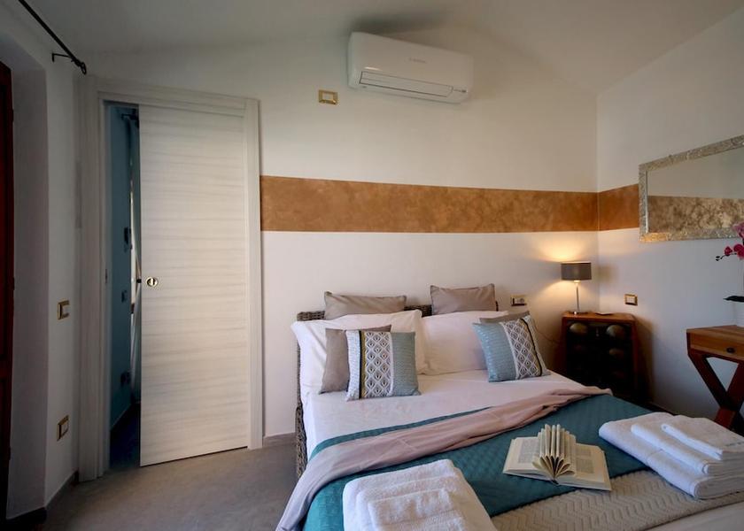 Sardinia La Maddalena Room