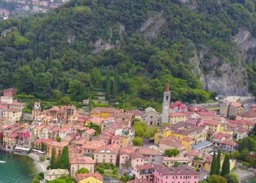 Lombardy Varenna Room