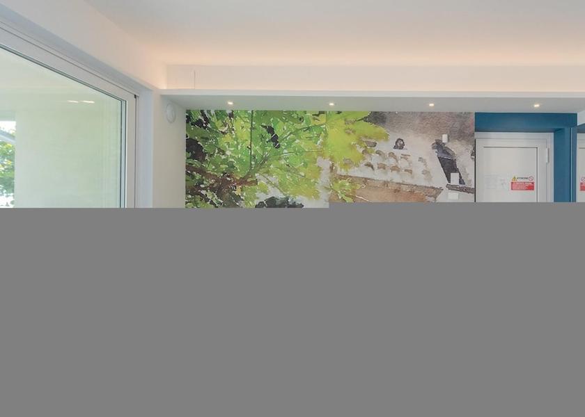 Lombardy Vercana Room