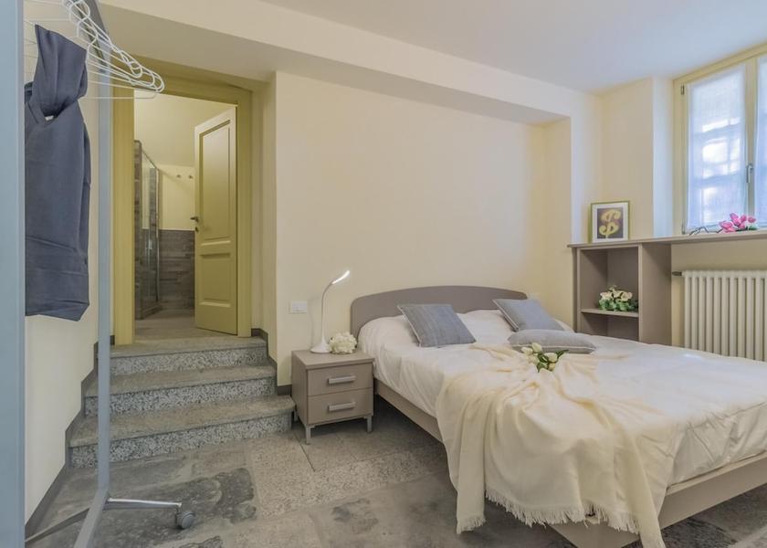 Lombardy Varenna Room