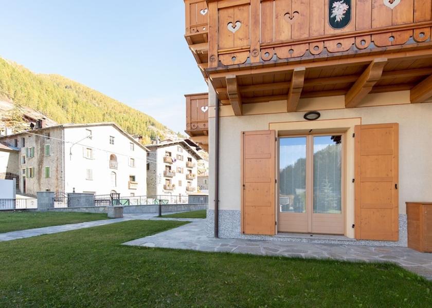 Lombardy Valfurva Exterior Detail