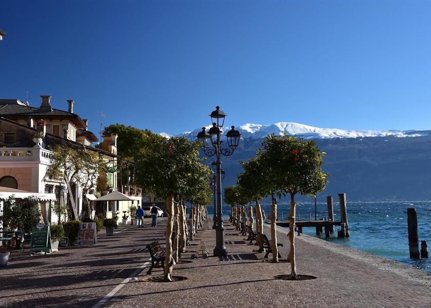 Lombardy Toscolano Maderno Room
