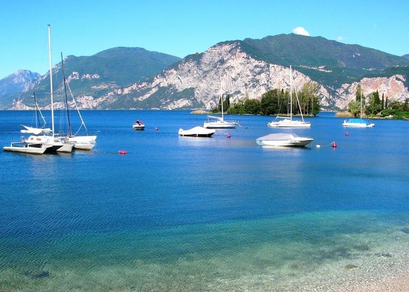 Lombardy Toscolano Maderno Room