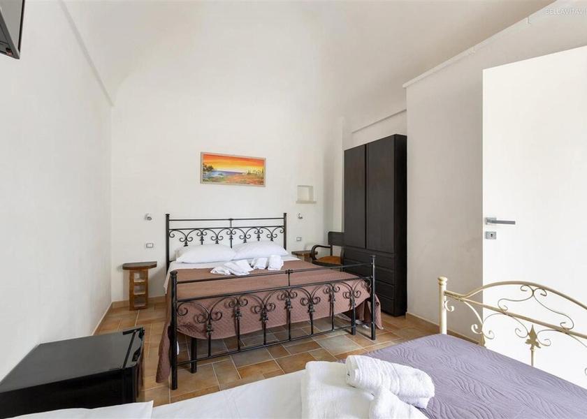 Puglia Ceglie Messapica Room