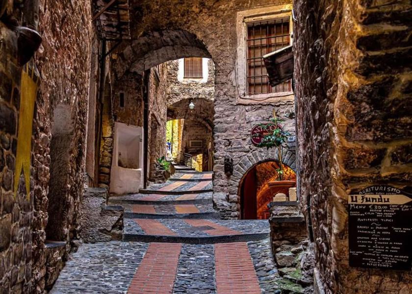 Liguria Ventimiglia Exterior Detail