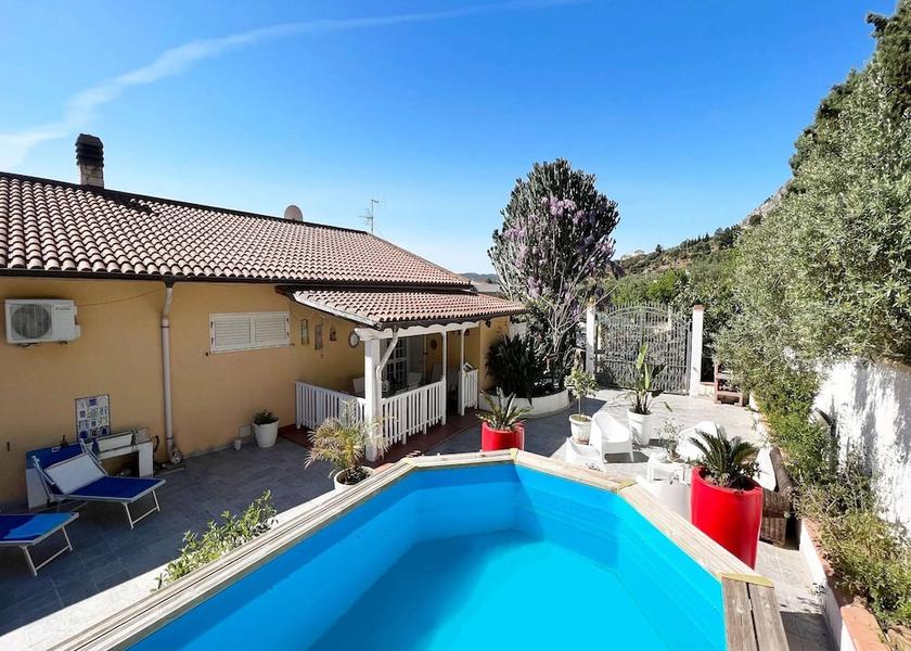 Sicily Castellammare Del Golfo Exterior Detail