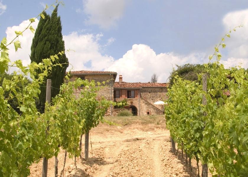 Tuscany Trequanda Exterior Detail