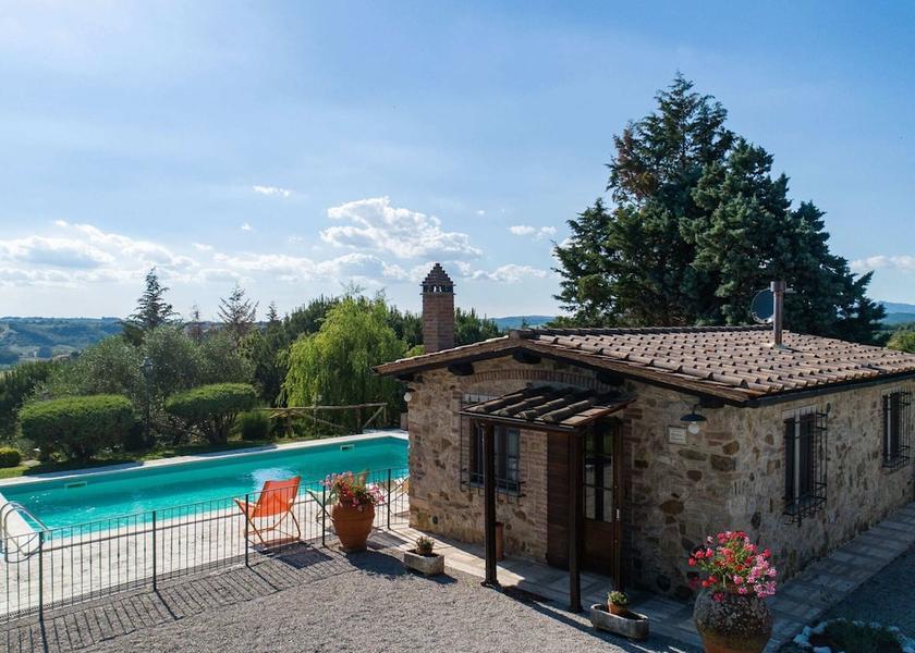 Tuscany Rapolano Terme Exterior Detail