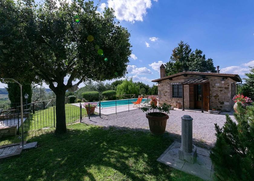 Tuscany Rapolano Terme Exterior Detail