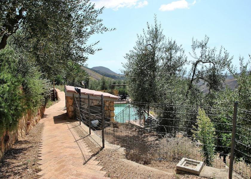 Lazio Itri Exterior Detail