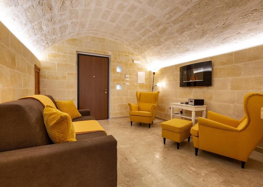 Puglia Pulsano Interior Entrance