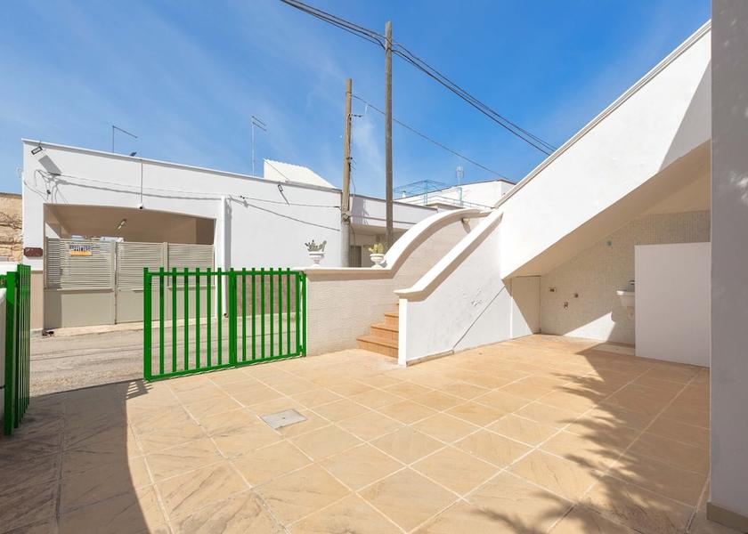 Puglia Manduria Entrance