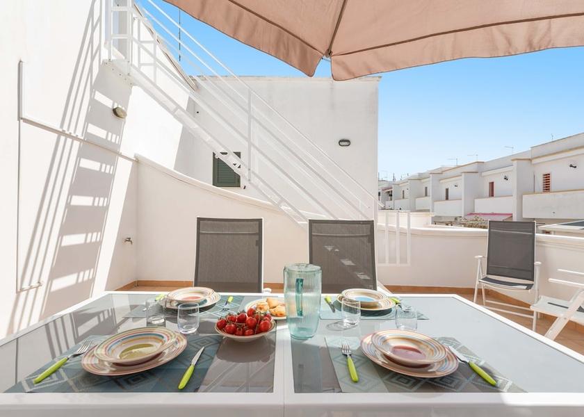 Puglia Manduria Exterior Detail