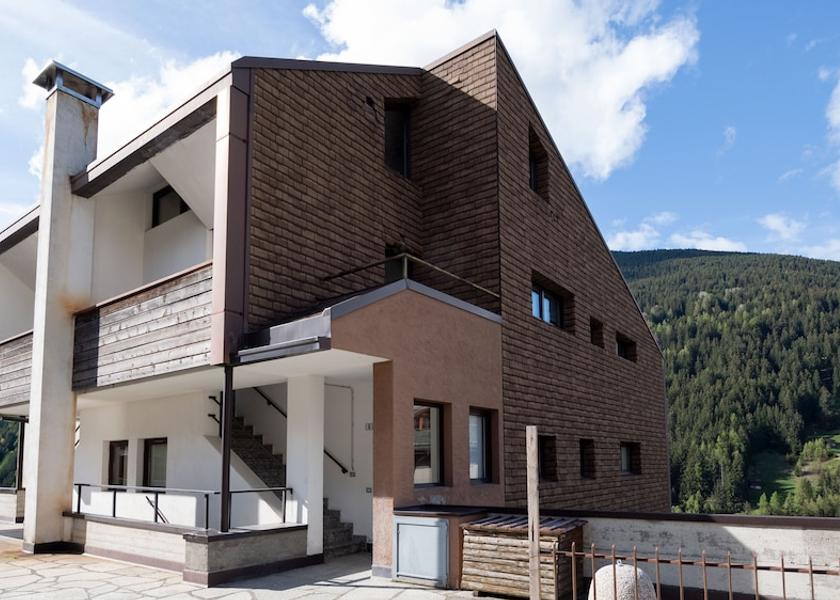 Lombardy Valfurva Exterior Detail