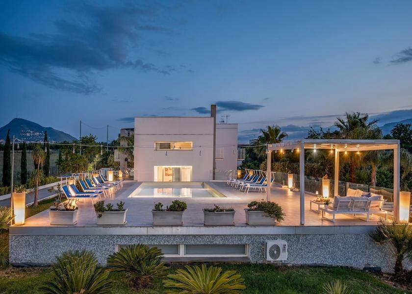 Sicily Alcamo Exterior Detail