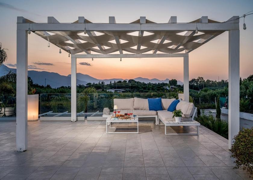 Sicily Alcamo Exterior Detail