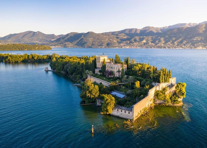 Lombardy San Felice del Benaco Exterior Detail