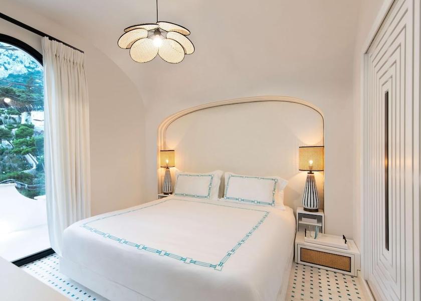 Campania Capri Room