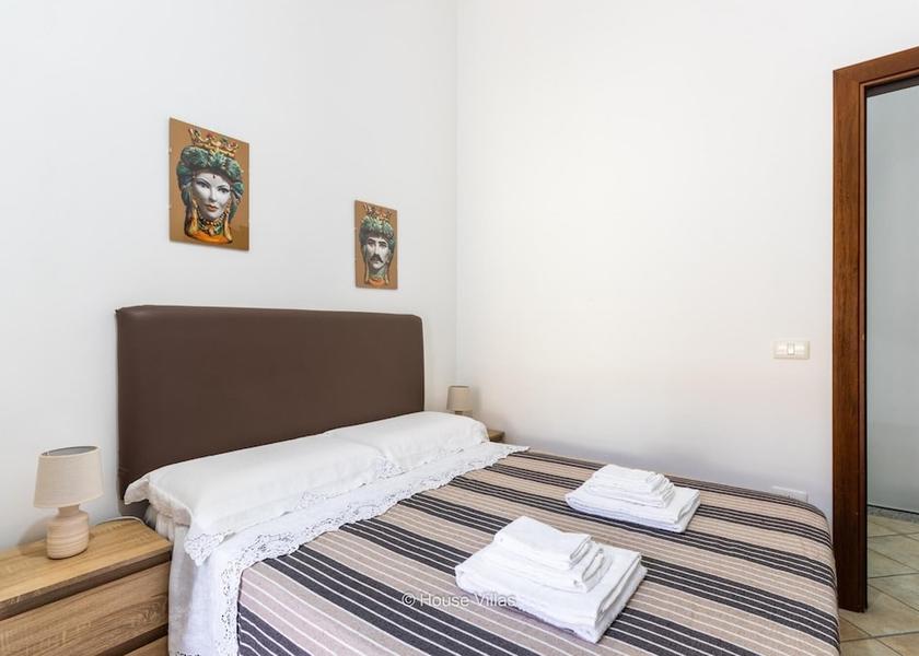 Sicily Avola Interior Entrance