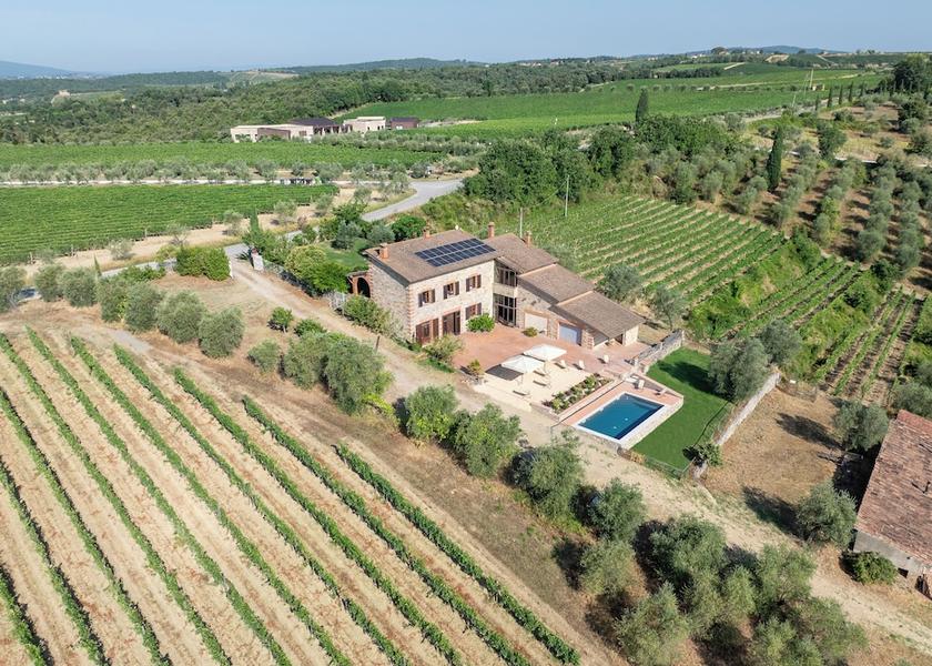 Tuscany Castelnuovo Berardenga Facade