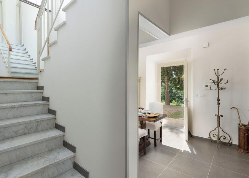 Tuscany Calci Interior Entrance