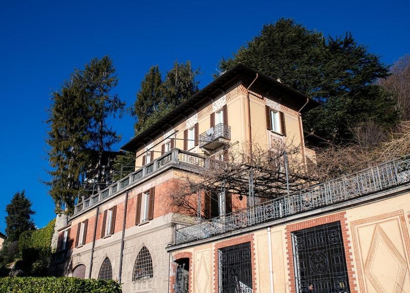 Lombardy Brunate Room