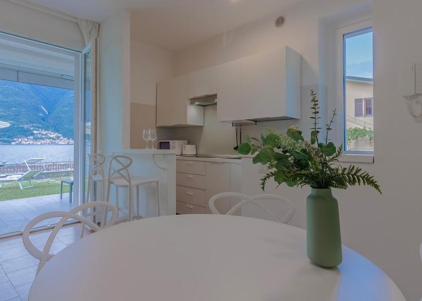 Lombardy Lezzeno Room