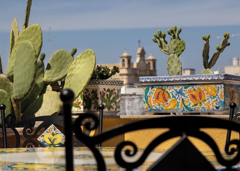 Sicily Pachino Exterior Detail