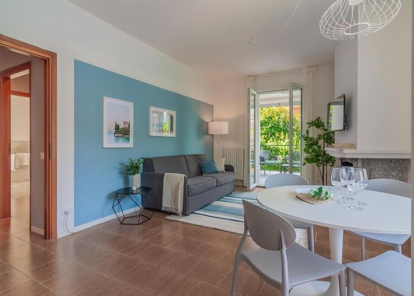 Lombardy Lezzeno Room