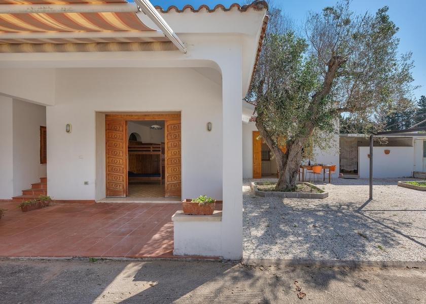 Puglia Melendugno Exterior Detail