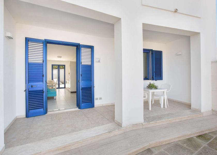 Puglia Melendugno Exterior Detail