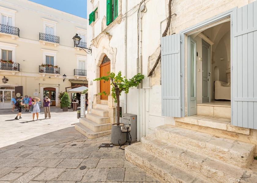 Puglia Locorotondo Entrance