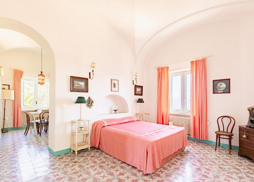 Campania Capri Room