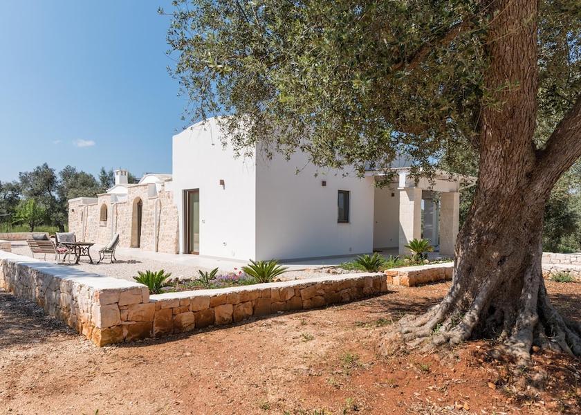 Puglia San Michele Salentino Exterior Detail