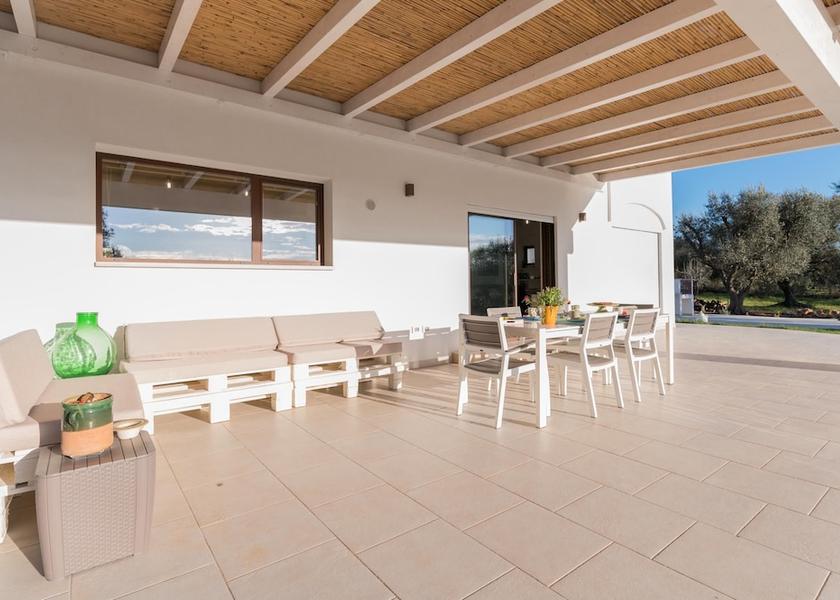 Puglia San Michele Salentino Porch