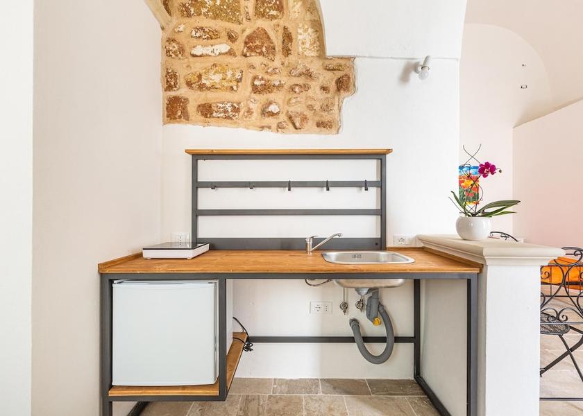 Puglia Castrignano del Capo Interior Entrance