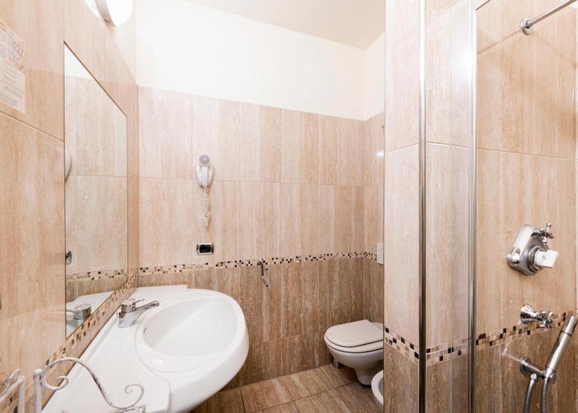 Lombardy Menaggio Triple Room