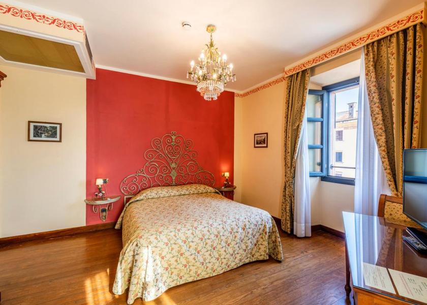 Lombardy Menaggio Triple Room