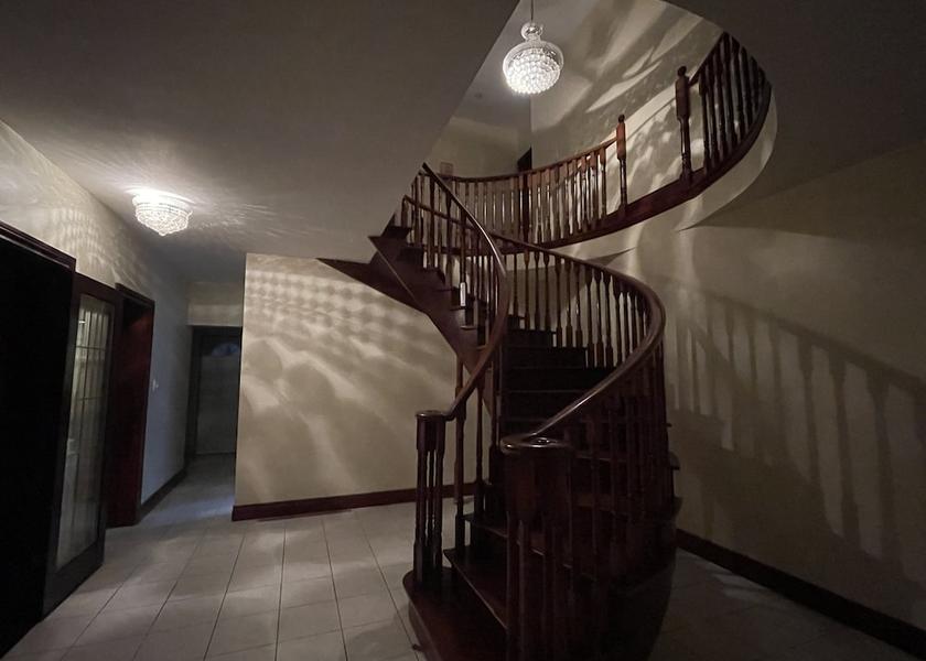 Saint James Montego Bay Interior Entrance