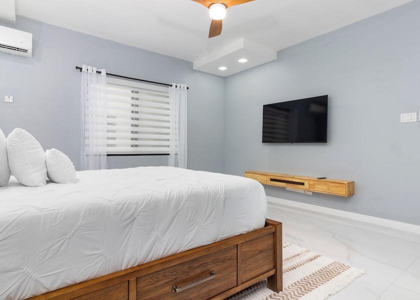 Saint Mary Tower Isle Room